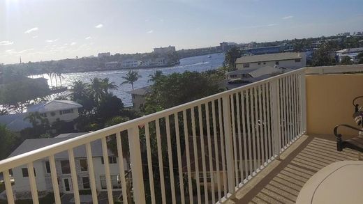 Residential complexes in Pompano Beach, Broward County