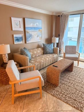 Residential complexes in Miami Beach, Miami-Dade