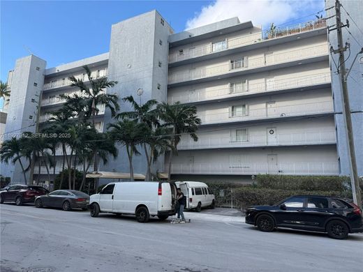 Residential complexes in Miami, Miami-Dade