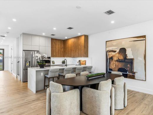 Townhouse in Miami, Miami-Dade