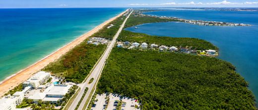 Residential complexes in Hutchinson Island South, Saint Lucie County