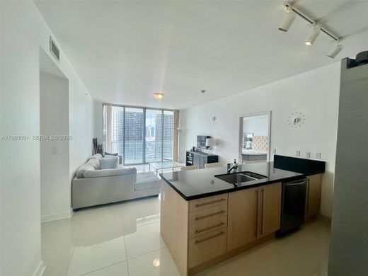 Kamienica w Miami, Miami-Dade County
