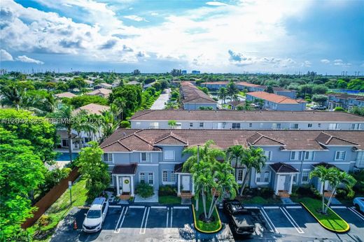 Townhouse in Doral, Miami-Dade