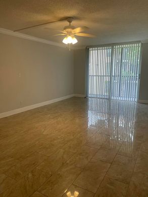 Residential complexes in Davie, Broward County