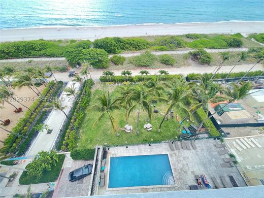 Residential complexes in Surfside, Miami-Dade
