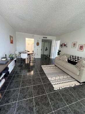 Complexos residenciais - North Miami, Miami-Dade County