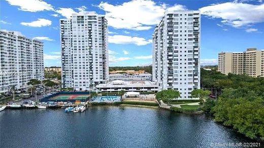 Жилой комплекс, Aventura, Miami-Dade County