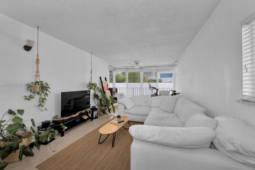 Residential complexes in Coconut Grove, Miami-Dade
