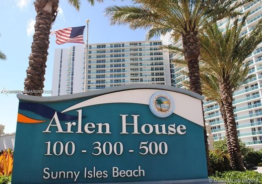 Residential complexes in Sunny Isles Beach, Miami-Dade