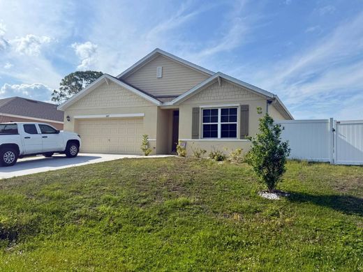 Willa w Palm Bay, Hrabstwo Brevard