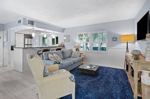 Residential complexes in Delray Beach, Palm Beach