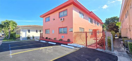 Жилой комплекс, Майами-Бич, Miami-Dade County