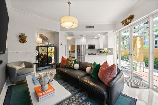 تاون هاوس ﻓﻲ Aventura, Miami-Dade County