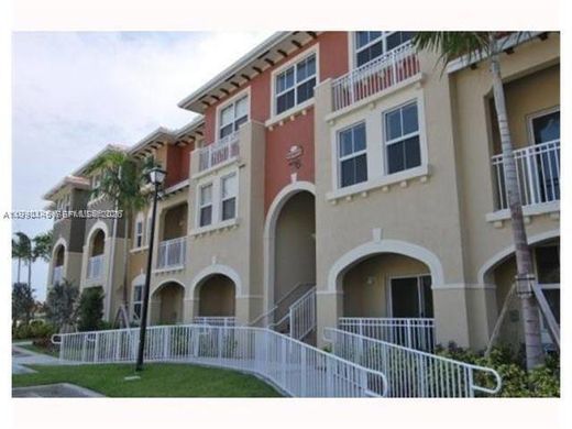 Townhouse in Doral, Miami-Dade