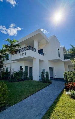 Townhouse in Hollywood, Broward County