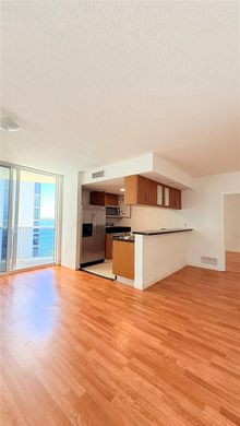 Residential complexes in Miami, Miami-Dade