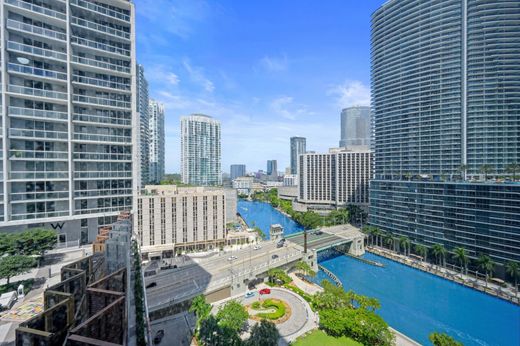 Residential complexes in Miami, Miami-Dade