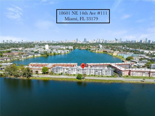 Complesso residenziale a Miami, Miami-Dade County