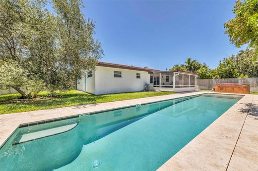 Villa in Pompano Beach, Broward County