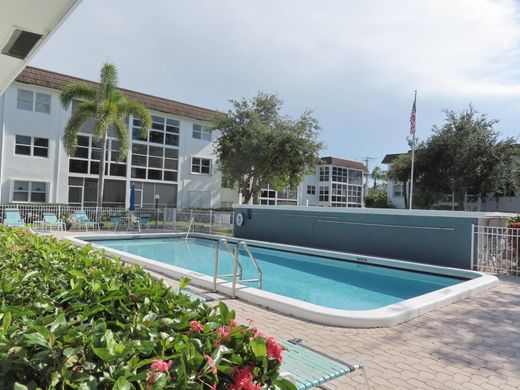 Wohnkomplexe in Lauderdale-by-the-Sea, Broward County