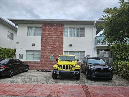 콘도미니엄 / Miami Beach, Miami-Dade County