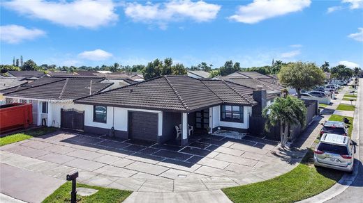 Βίλα σε Μαϊάμι, Miami-Dade County