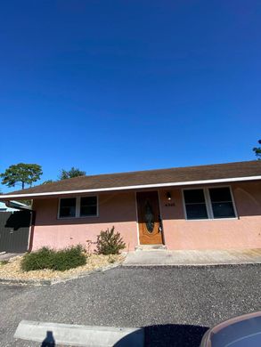 Townhouse in West Palm Beach, Palm Beach