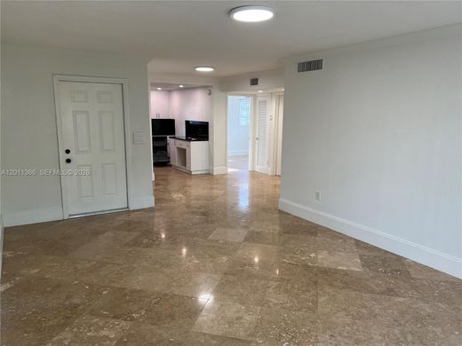 Residential complexes in Miami, Miami-Dade