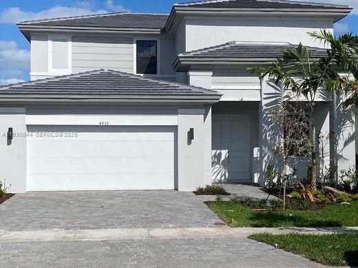 Villa in Miramar, Broward County