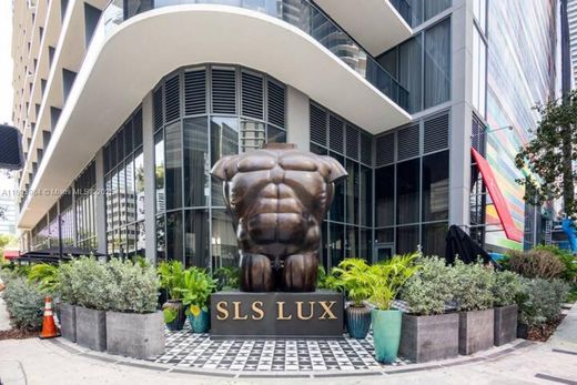 Жилой комплекс, Майами, Miami-Dade County