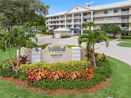 Residential complexes in West Palm Beach, Palm Beach