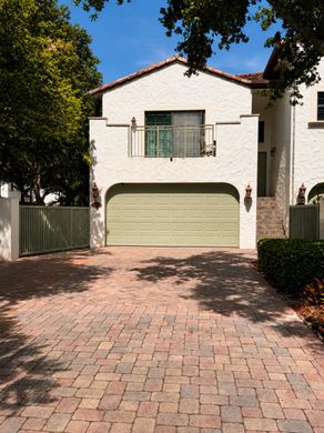 Townhouse in Dania Beach, Broward County