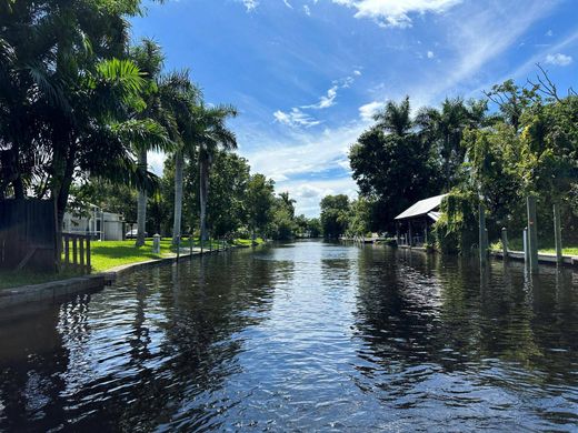 Villa in North Fort Myers, Lee County