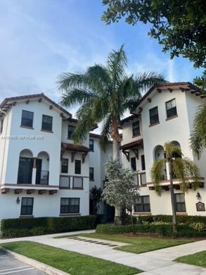 Residential complexes in Doral, Miami-Dade