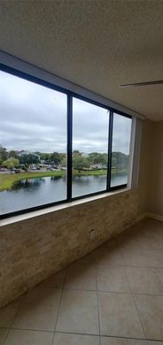 Complexes résidentiels à North Lauderdale, Comté de Broward