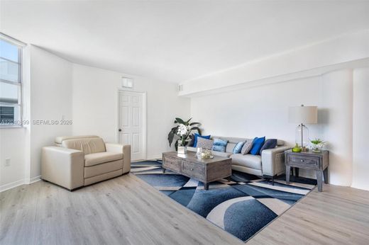 Residential complexes in Miami, Miami-Dade