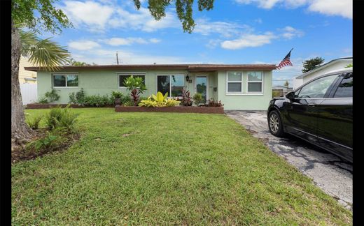 Villa in Deerfield Beach, Broward County