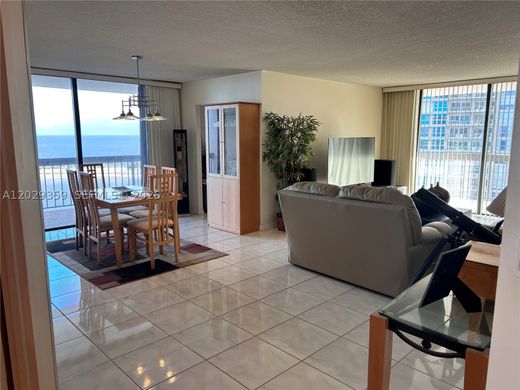 Жилой комплекс, Майами, Miami-Dade County