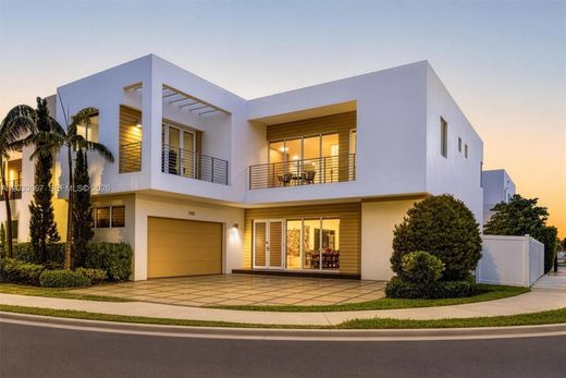 Villa in Doral, Miami-Dade County