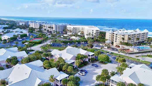 Residential complexes in Stuart, Martin County