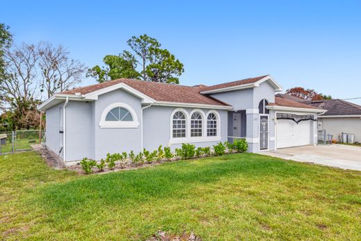Villa in Port Saint Lucie, Saint Lucie County
