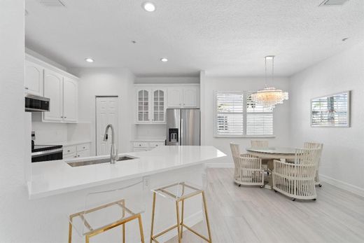 ‏בית בעיר ב  דלריי ביץ', Palm Beach County