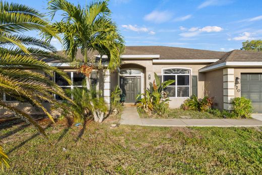 Villa Port Saint Lucie, Saint Lucie County