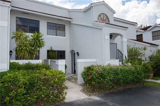 Residential complexes in Pembroke Pines, Broward County