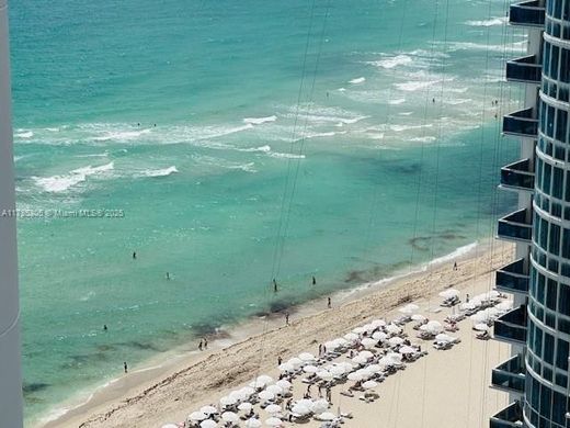 ‏בניין ב  Sunny Isles Beach, Miami-Dade County