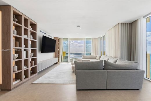 Residential complexes in Sunny Isles Beach, Miami-Dade