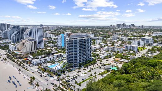 Residential complexes in Fort Lauderdale, Broward County