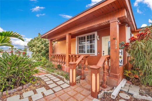 别墅  Hialeah, Miami-Dade County