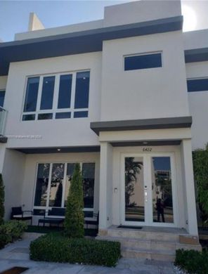 Şehir evi  Doral, Miami-Dade County