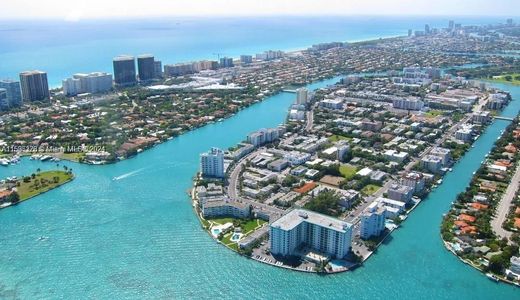 Жилой комплекс, Bay Harbor Islands, Miami-Dade County